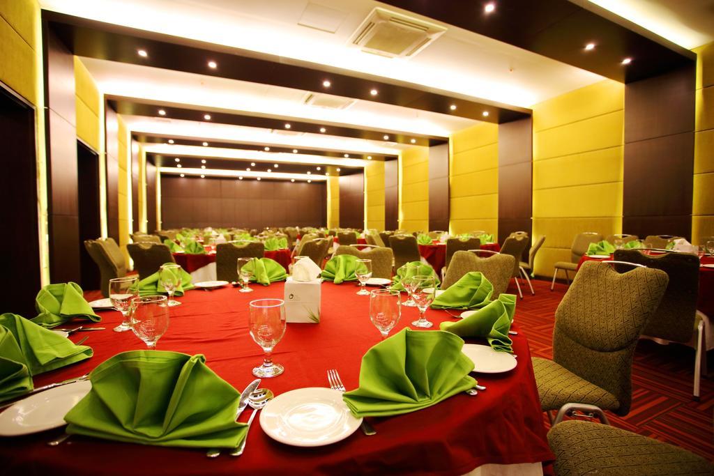 The Olives Hotel Dhaka Bagian luar foto