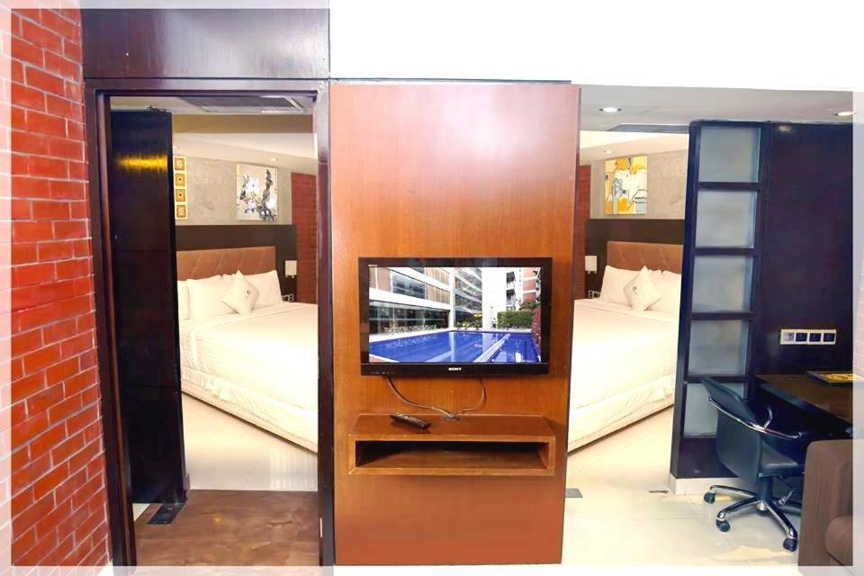 The Olives Hotel Dhaka Bagian luar foto
